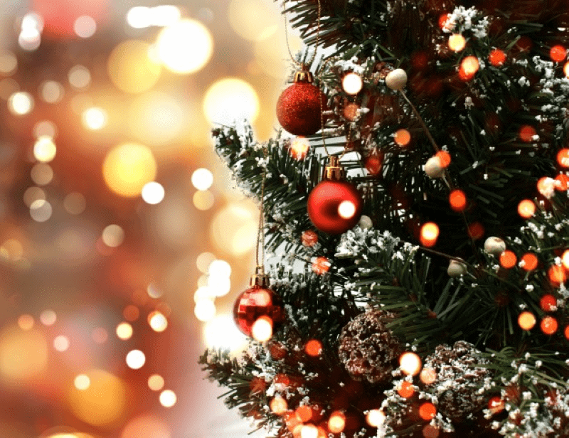 Why Choose a Slim Artificial Christmas Tree over a Traditional Tree